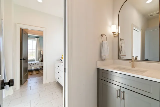 $875,000 | 107 Cardiff Drive, Thompson's Station, TN 37179