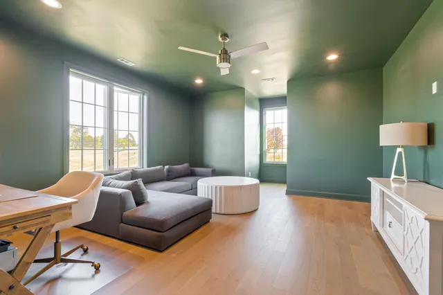 $875,000 | 107 Cardiff Drive, Thompson's Station, TN 37179