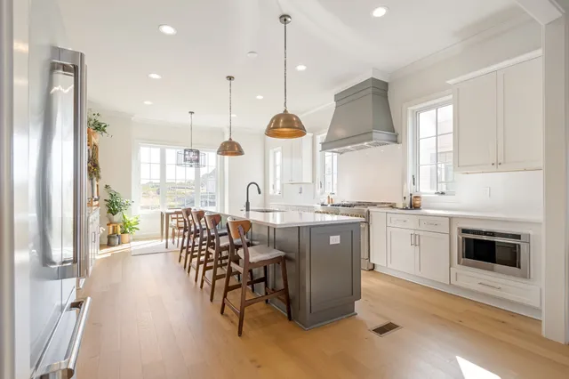 $875,000 | 107 Cardiff Drive, Thompson's Station, TN 37179