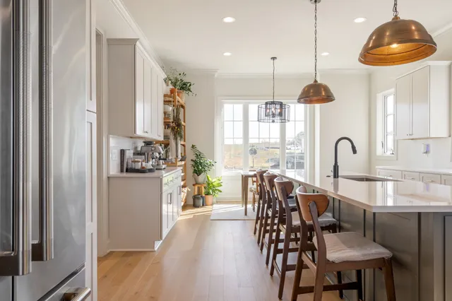 $875,000 | 107 Cardiff Drive, Thompson's Station, TN 37179