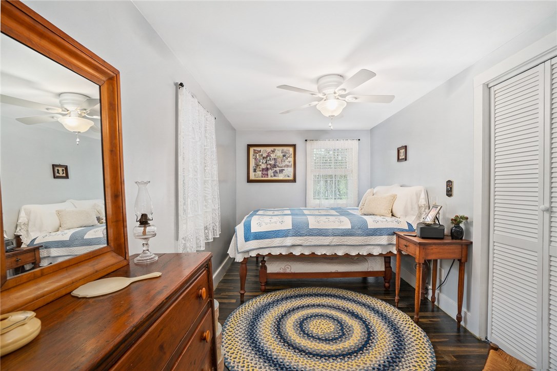 196 Haswill Street Warwick, RI 02889 - Photo 5 of 35 Gallery Image 5