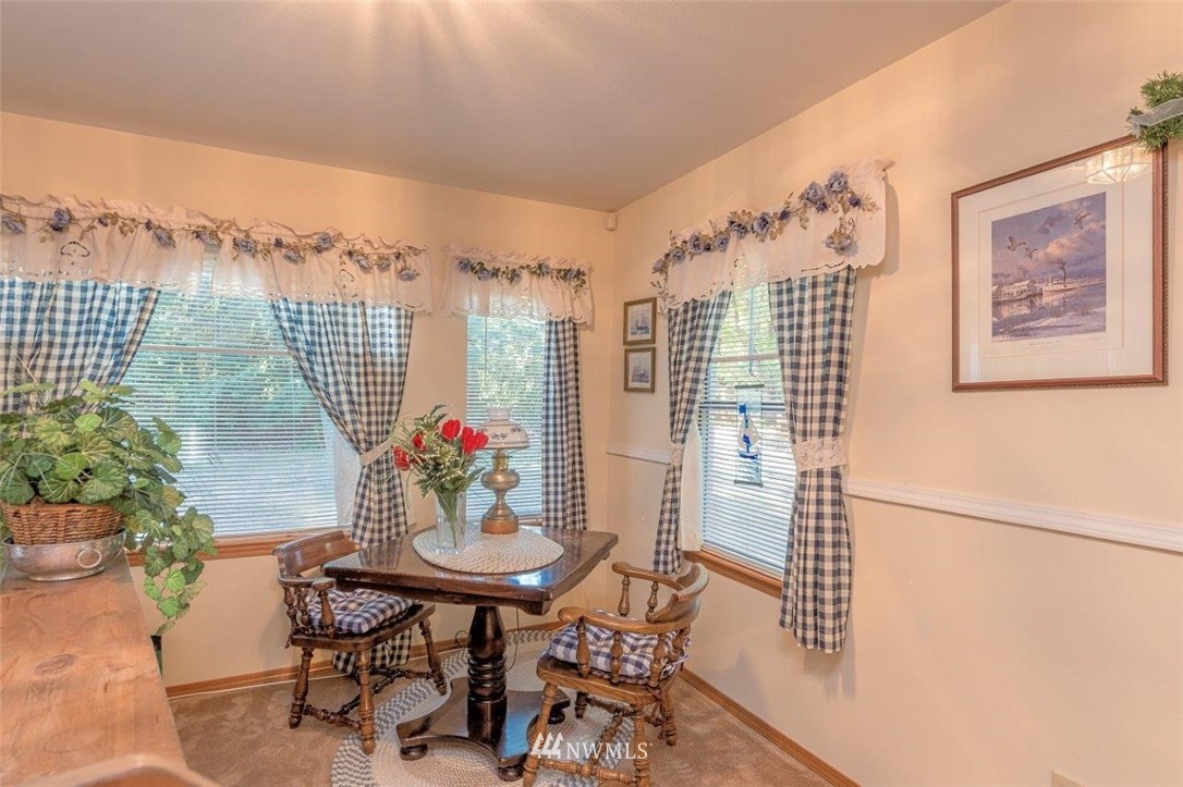 3129 Woods Road East Port Orchard, WA 98366 - Photo 8 of 25 Gallery Image 8