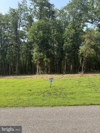 a house view with a outdoor space