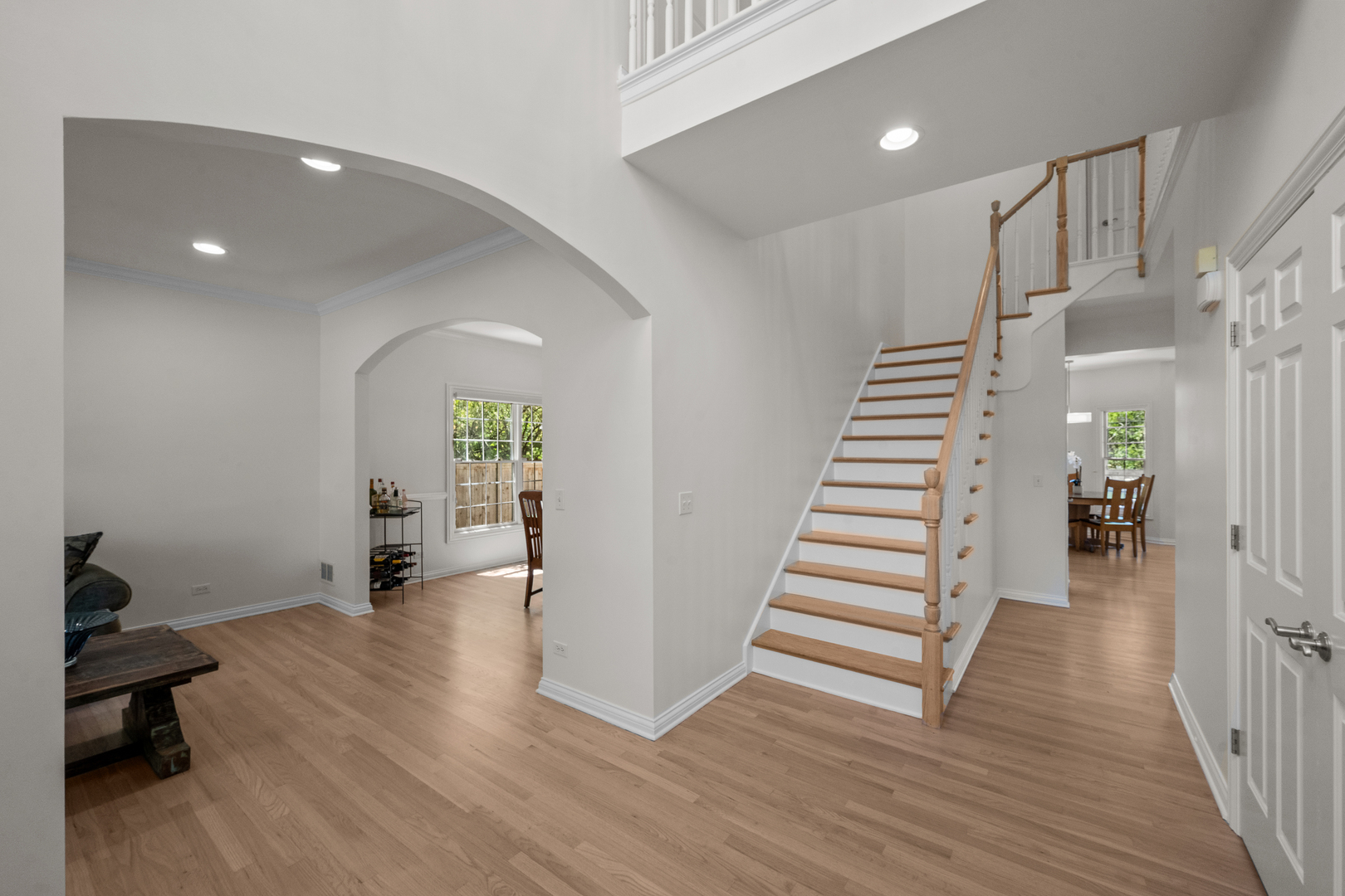 1114 Oxford Road Deerfield, IL 60015 - Photo 2 of 29
