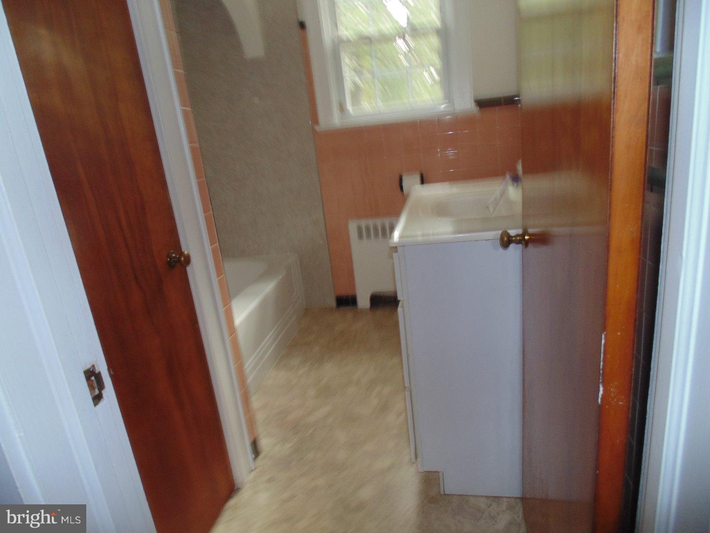 1023 Almond Road Vineland, NJ 08360 - Photo 4 of 17 Gallery Image 4