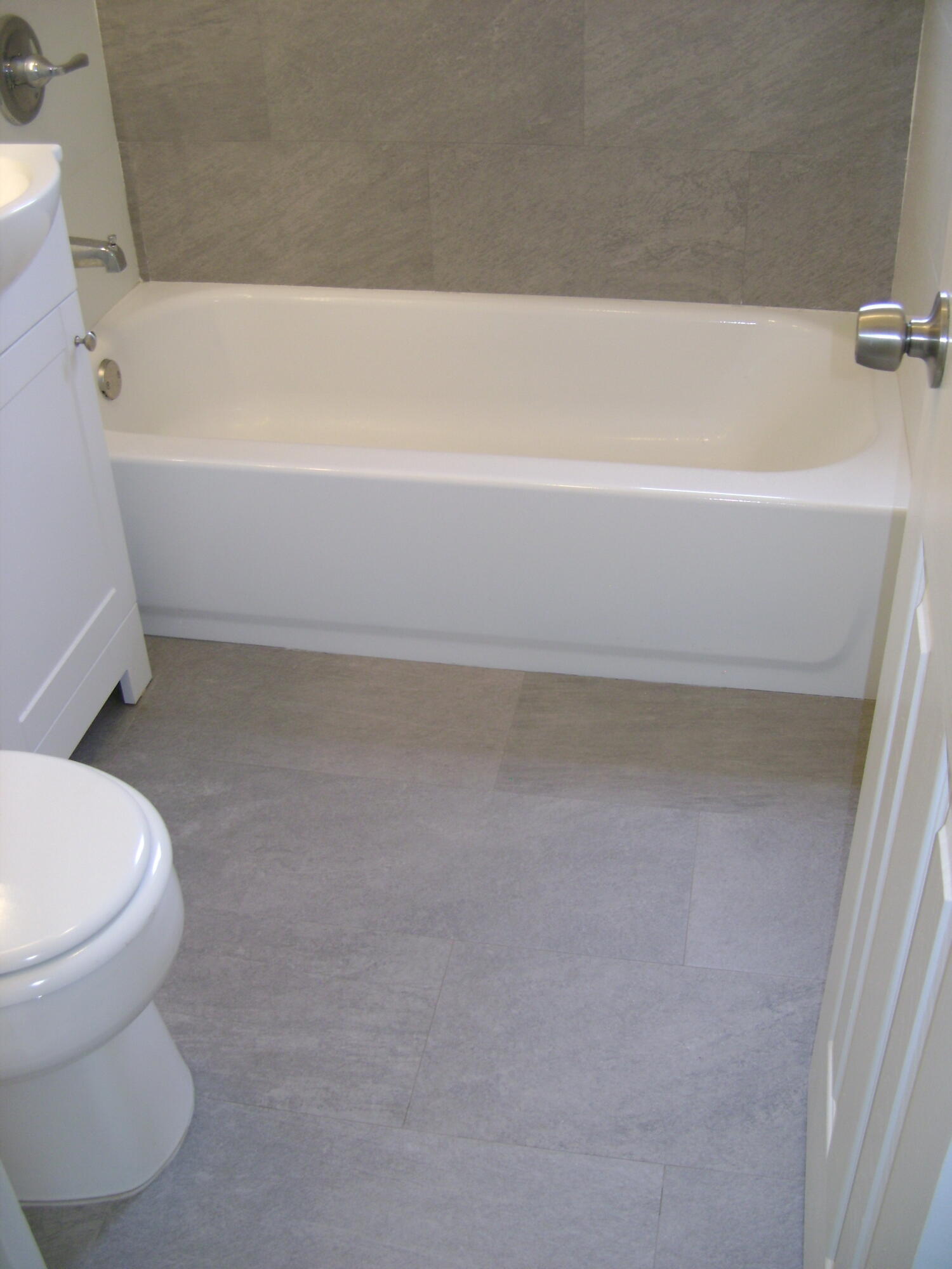 368 West 14th Street Riviera Beach, FL 33404 - Photo 11 of 21 DSC09906