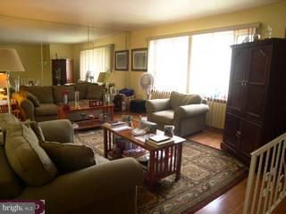 506 Byberry Road Philadelphia, PA 19116 - Photo 2 of 6 Gallery Image 2