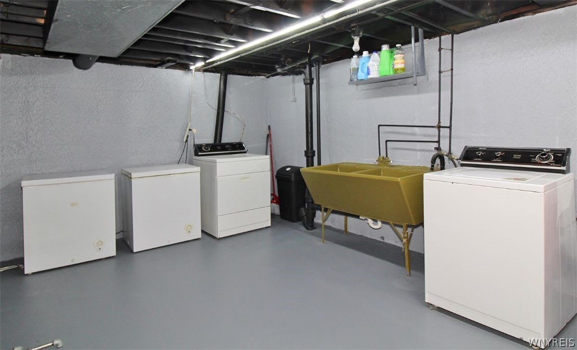 37 Noel Drive Amherst, NY 14221 - Photo 27 of 35