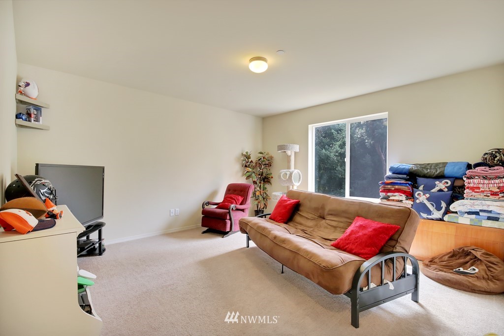 1329 Foreman Road DuPont, WA 98327 - Photo 19 of 25