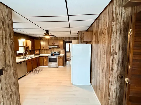 $159,000 | 126 2nd Street Southwest, Chisholm, MN 55719