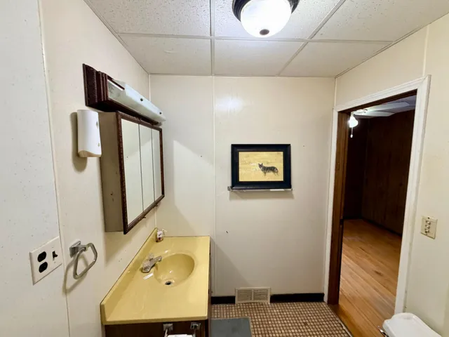 $162,500 | 126 2nd Street Southwest, Chisholm, MN 55719