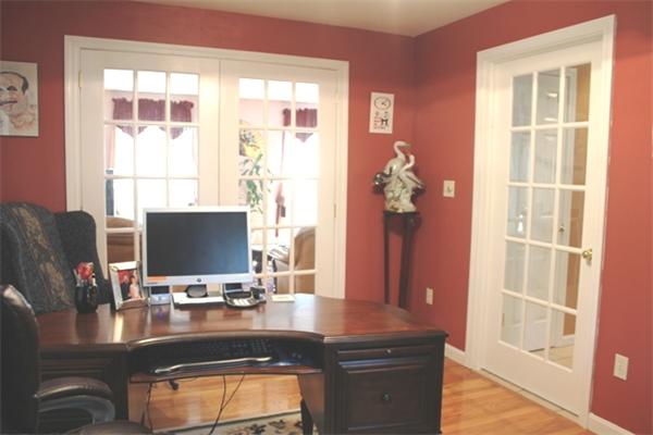 132 Acropolis Road Lowell, MA 01854 - Photo 12 of 30 Gallery Image 12