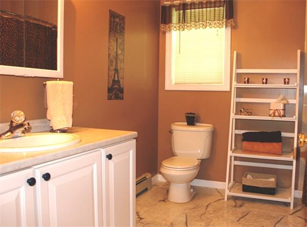 132 Acropolis Road Lowell, MA 01854 - Photo 19 of 30 Gallery Image 19