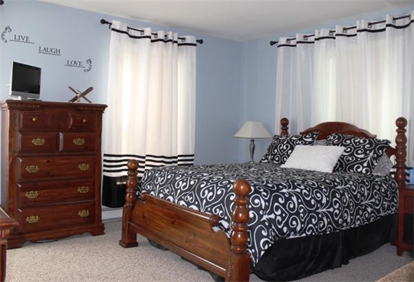 132 Acropolis Road Lowell, MA 01854 - Photo 20 of 30 Gallery Image 20