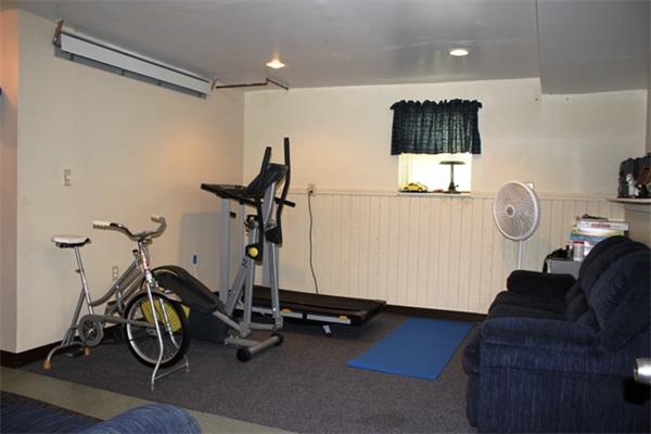 132 Acropolis Road Lowell, MA 01854 - Photo 26 of 30 Gallery Image 26