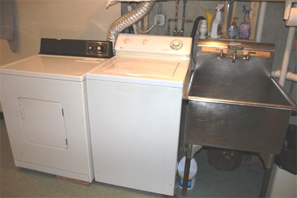 132 Acropolis Road Lowell, MA 01854 - Photo 29 of 30 Gallery Image 29
