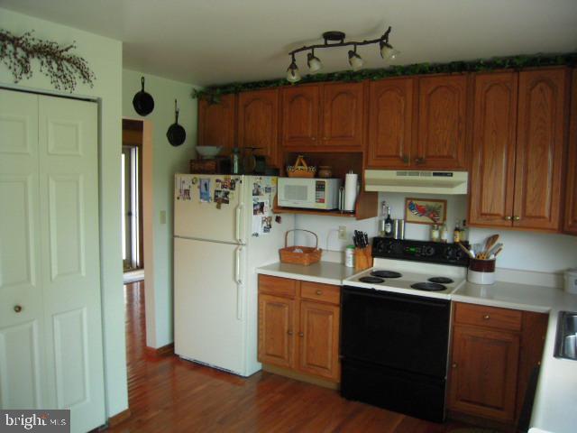 300 Lawn Road Palmyra, PA 17078 - Photo 9 of 20 Gallery Image 9