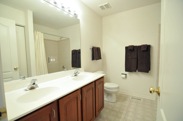 2482 Golf Ridge Circle Naperville, IL 60563 - Photo 18 of 25