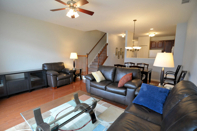 2482 Golf Ridge Circle Naperville, IL 60563 - Photo 4 of 25