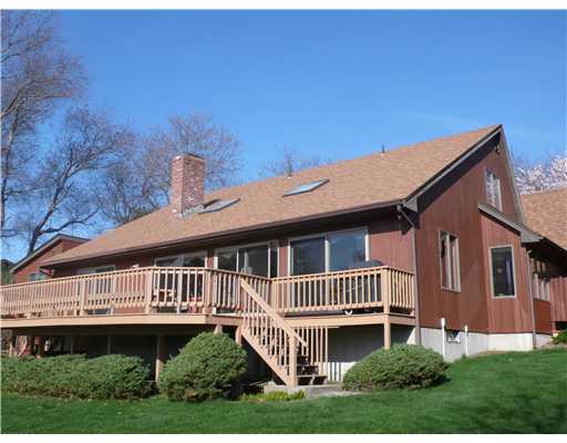 295 Boston Neck Road Narragansett, RI 02882 - Photo 3 of 17 Exterior Back.