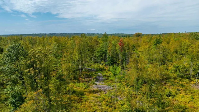 $499,000 | 401 Sixth Range Road, Pembroke, NH 03275