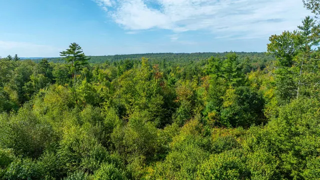 $499,000 | 401 Sixth Range Road, Pembroke, NH 03275