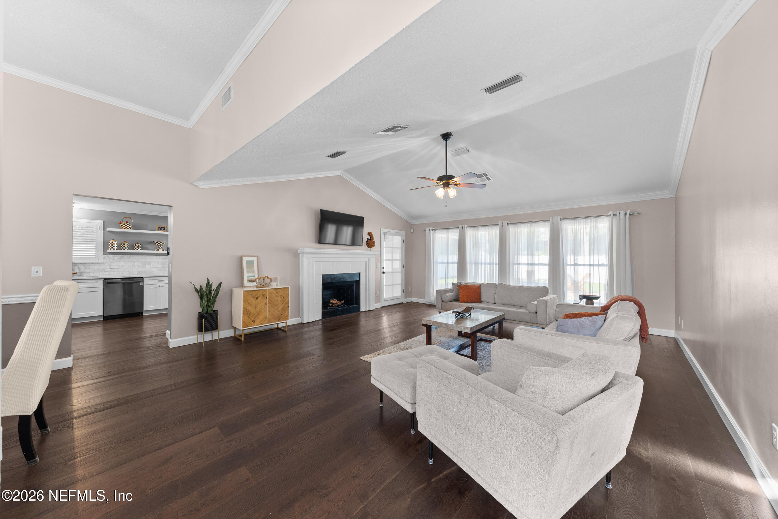 7030 St Augustine Road Jacksonville, FL 32217 - Photo 7 of 57 37_36 - interior