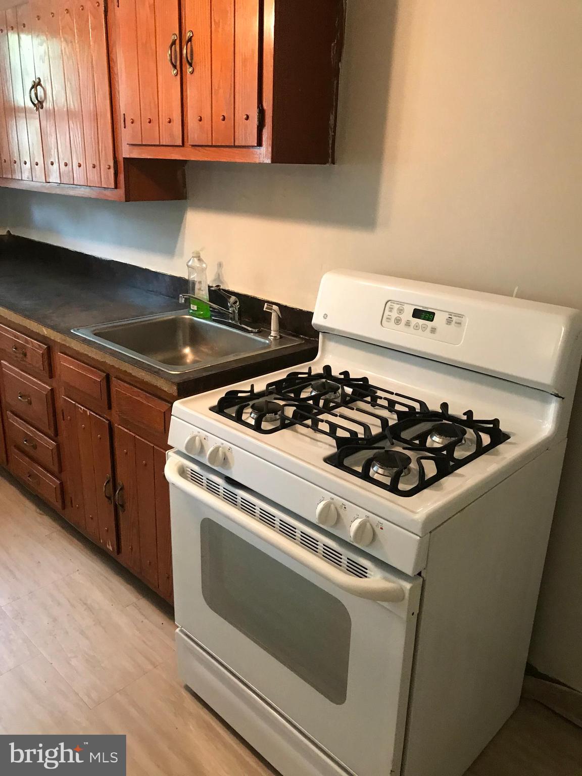 542 Wiltshire Road Upper Darby, PA 19082 - Photo 11 of 31