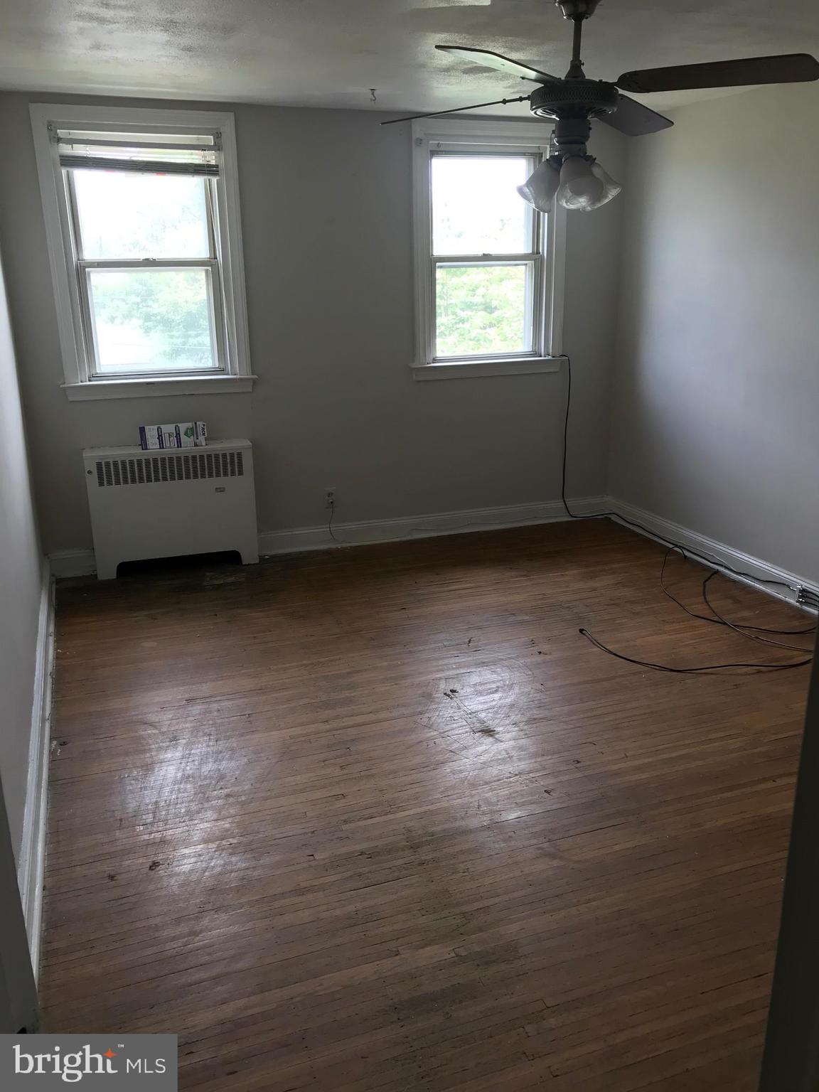 542 Wiltshire Road Upper Darby, PA 19082 - Photo 14 of 31