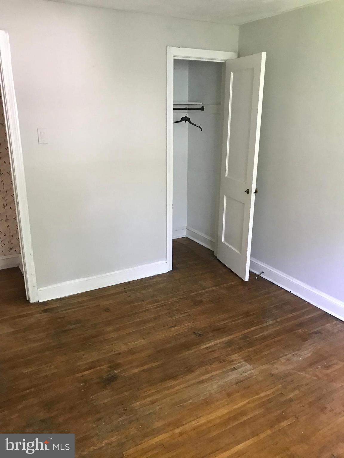 542 Wiltshire Road Upper Darby, PA 19082 - Photo 17 of 31