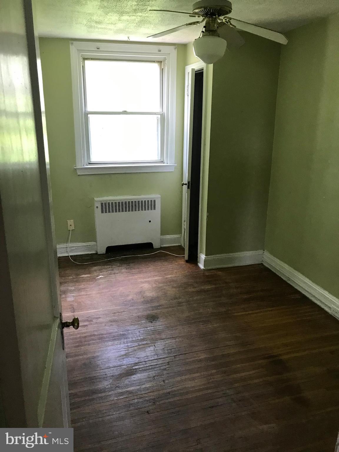 542 Wiltshire Road Upper Darby, PA 19082 - Photo 18 of 31