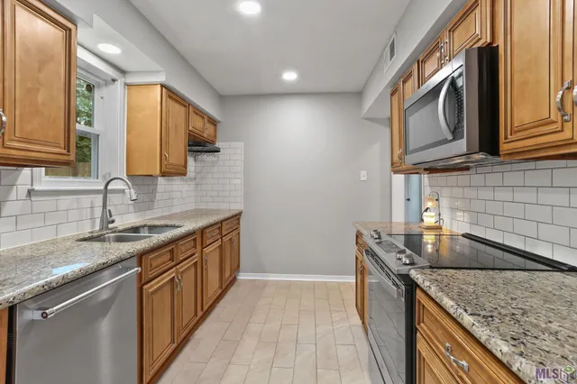 $193,000 | 1246 Sharlo Avenue, Unit 8D2, Baton Rouge, LA 70820