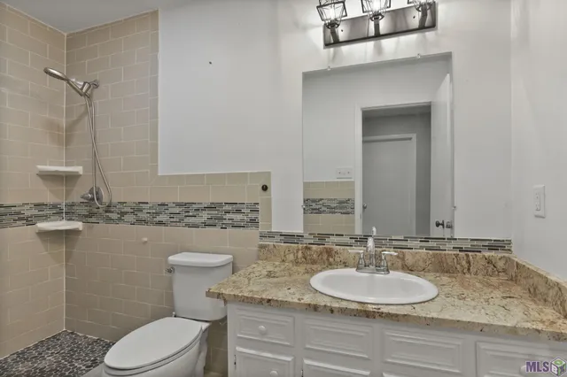 $194,900 | 1246 Sharlo Avenue, Unit 8D2, Baton Rouge, LA 70820