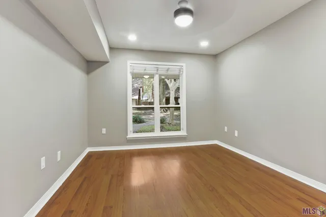 $194,900 | 1246 Sharlo Avenue, Unit 8D2, Baton Rouge, LA 70820