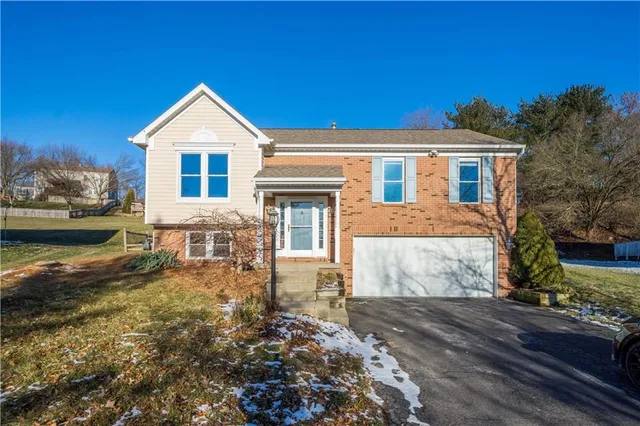 $400,000 | 118 Vista Drive, Canonsburg, PA 15317