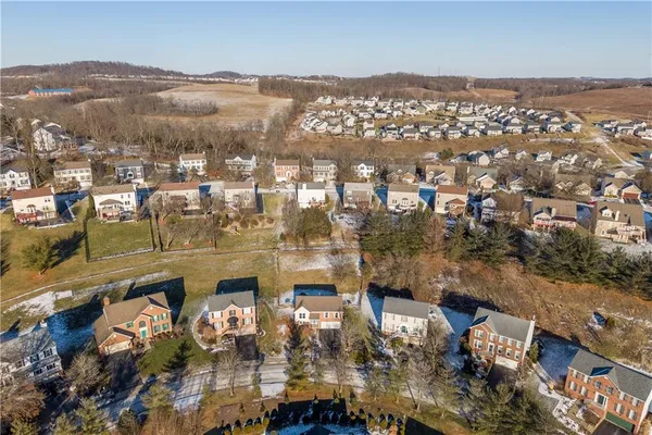 $375,000 | 118 Vista Drive, Canonsburg, PA 15317