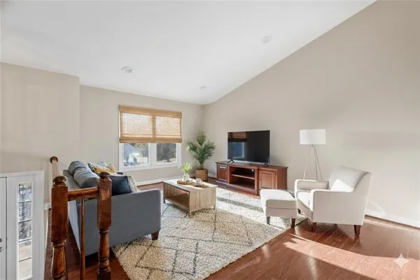 $375,000 | 118 Vista Drive, Canonsburg, PA 15317