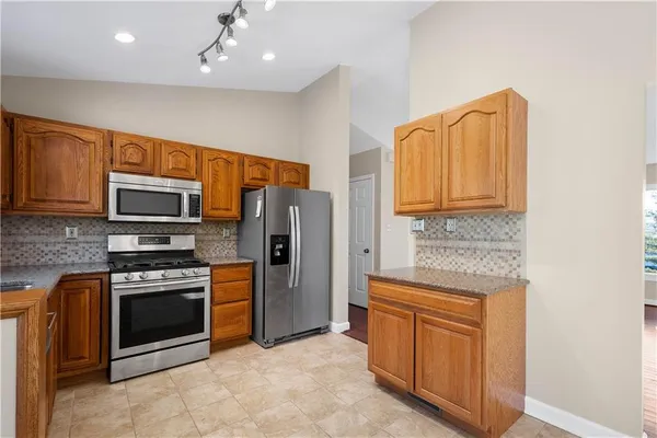 $375,000 | 118 Vista Drive, Canonsburg, PA 15317