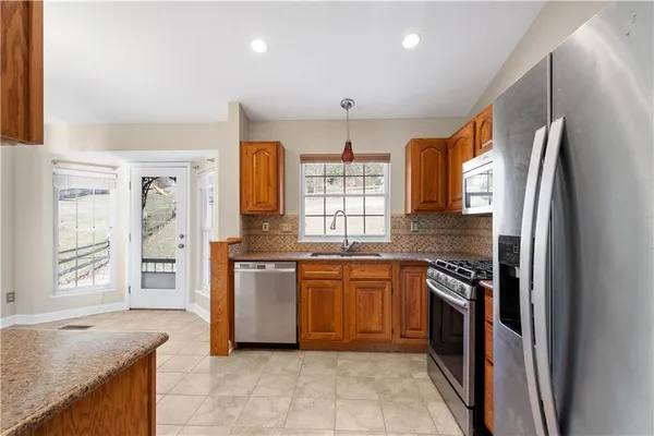 $375,000 | 118 Vista Drive, Canonsburg, PA 15317