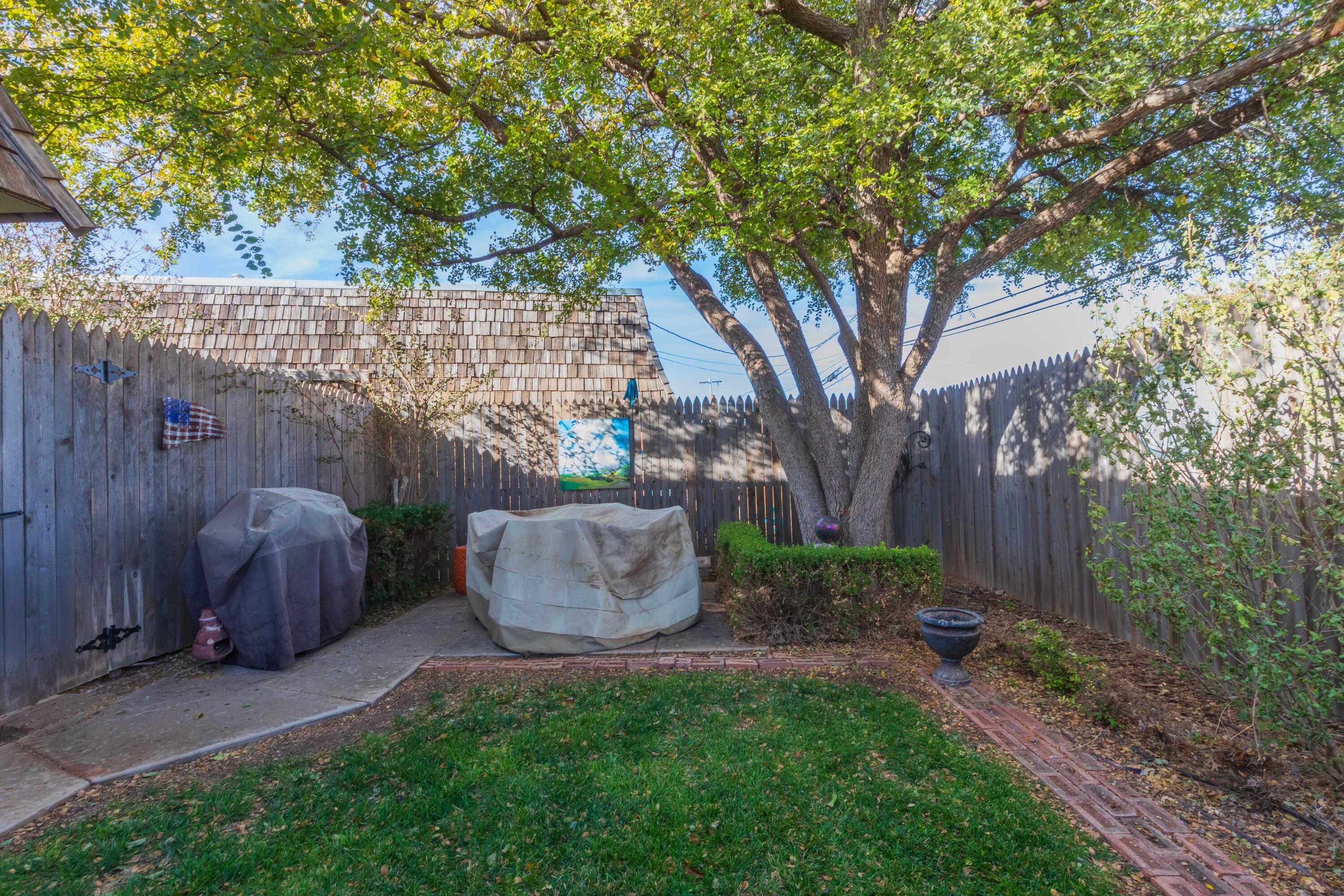 6116 Belpree Road Amarillo, TX 79106 - Photo 43 of 46 BACKYARD VIEW 2