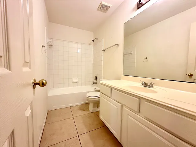 $2,000 | 6323 Macquarie Drive, Katy, TX 77449