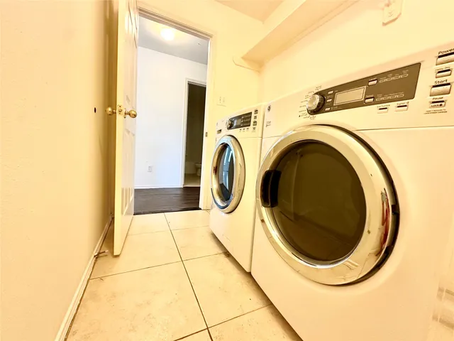 $2,000 | 6323 Macquarie Drive, Katy, TX 77449