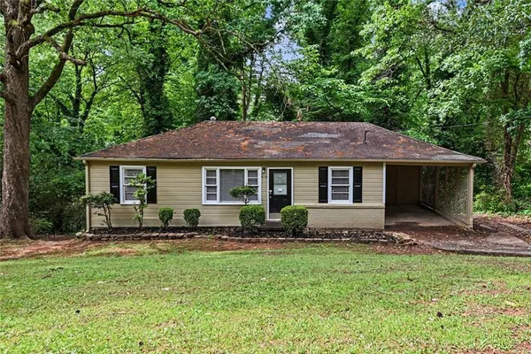 $175,000 | 618 Hickory Trail Southeast, Mableton, GA 30126