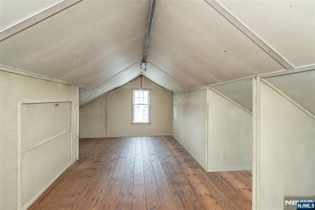 428 Mountain View Road Englewood, NJ 07631 - Photo 15 of 20
