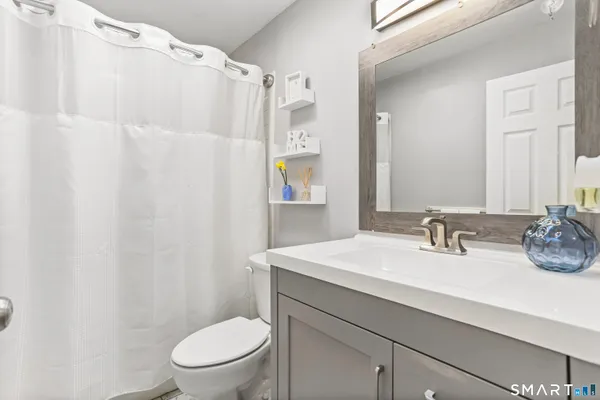 $420,000 | 40 Sullivan Place, Bridgeport, CT 06610