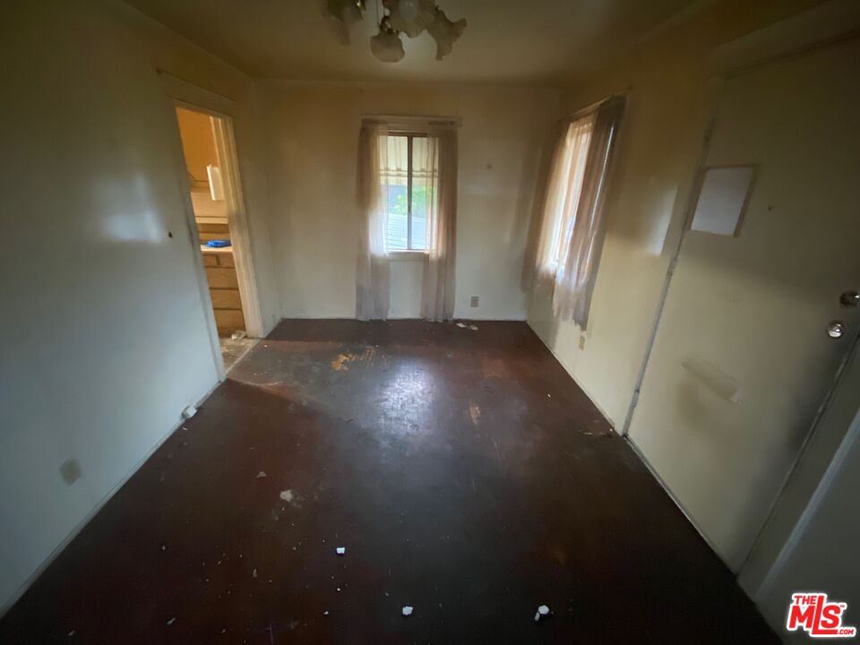 5220 Raphael Street Los Angeles, CA 90042 - Photo 4 of 9