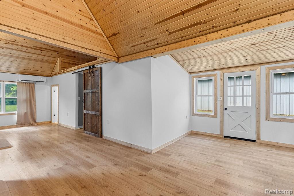 6256 Turner Road Flushing, MI 48433 - Photo 10 of 41