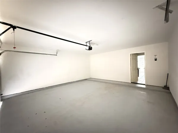 $1,900 | 13830 Fort Nelson Drive, Houston, TX 77083