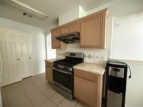 $1,900 | 13830 Fort Nelson Drive, Houston, TX 77083