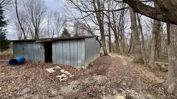 $129,900 | 2012 South Hickory Grove Road, Salem, IN 47167